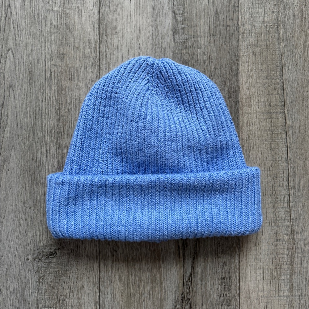 Abercrombie and Fitch knit beanie